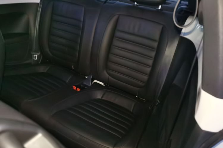 大众 甲壳虫 2014款 1.4TSI R-Line中控内饰7004