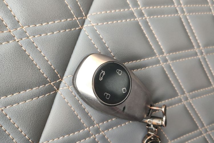 零跑汽车 零跑T03 2021款 400舒享版中控内饰11