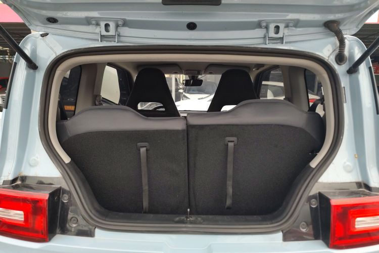 五菱汽车 宏光MINIEV 2022款 自在款 磷酸铁锂机舱底盘23