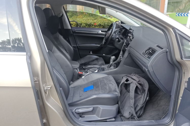 大众 高尔夫 2018款 280TSI 自动旗舰型局部细节9005