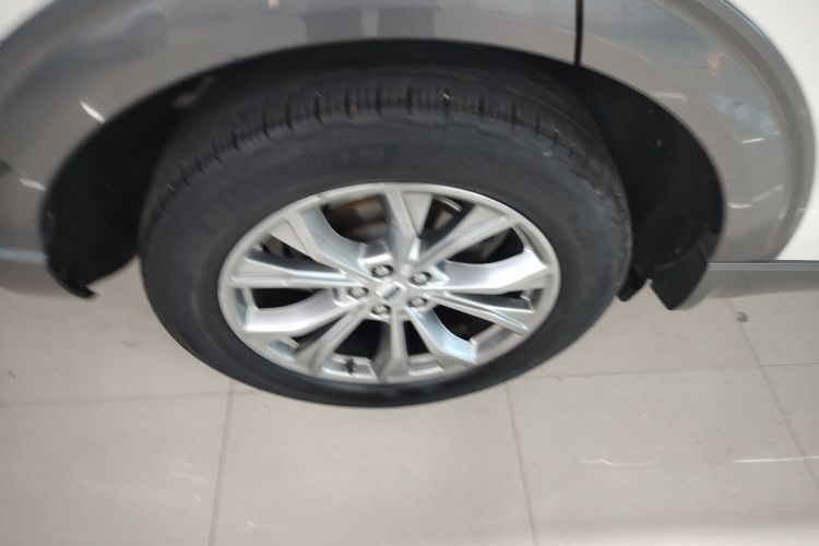 福特 探险者 2020款 EcoBoost 285 四驱风尚版 7座车身外观6008