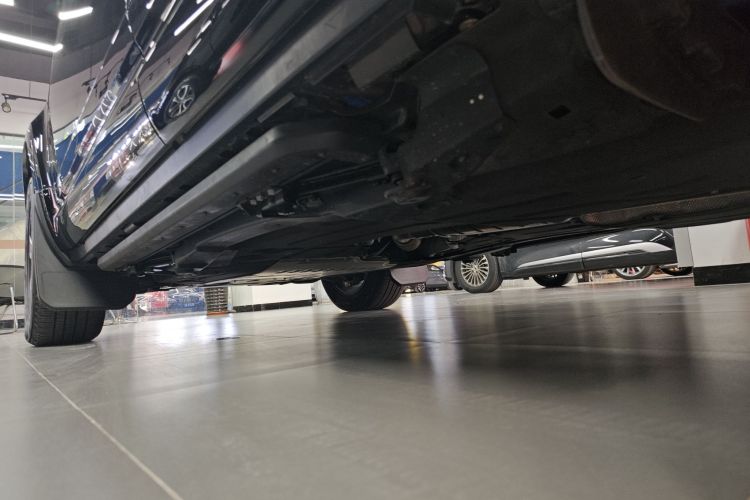 路虎卫士 2024款 110 3.0T P400 X-DYNAMIC HSE局部细节9002