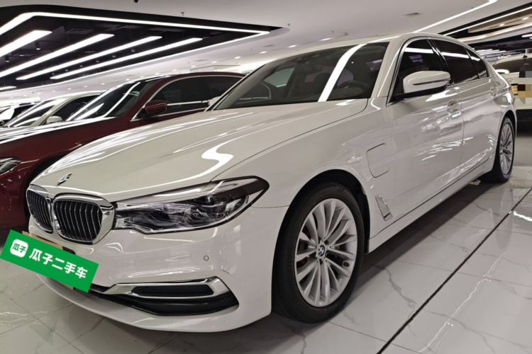 宝马5系新能源 2020款 530Le 豪华套装车身外观1