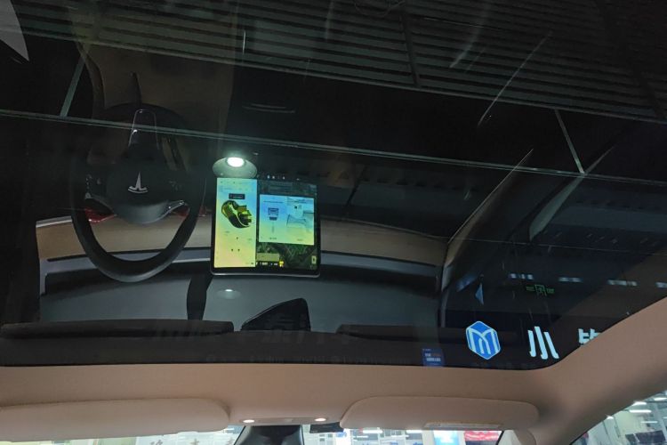 特斯拉 Model Y 2022款 改款 后轮驱动版中控内饰22