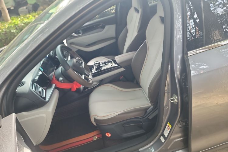 比亚迪 秦PLUS 2024款 荣耀版 EV 420KM领先型局部细节19