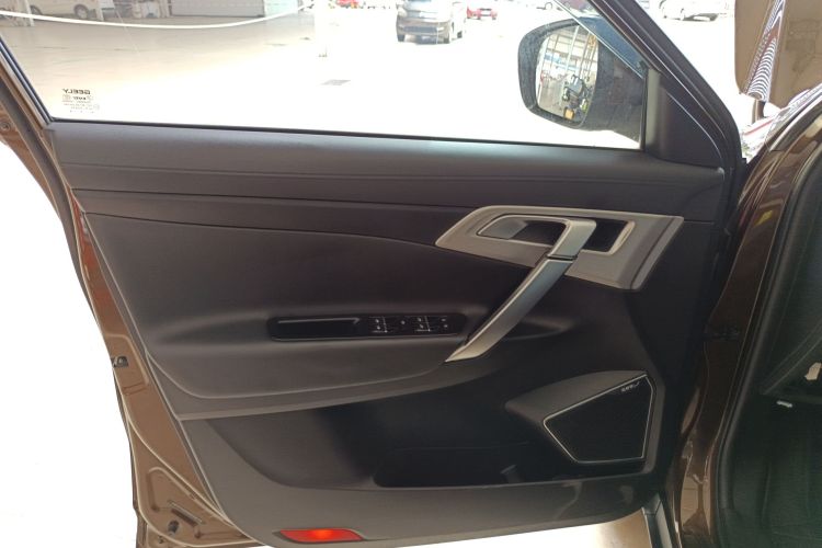 吉利汽车 博越 2016款 1.8TD 自动智尚型中控内饰47