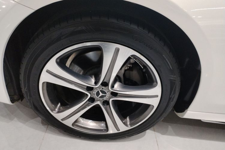 奔驰E级 2018款 E 200 L 运动型车身外观6007