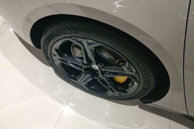 小米汽车 小米SU7 2024款 四驱Max创始版车身外观56