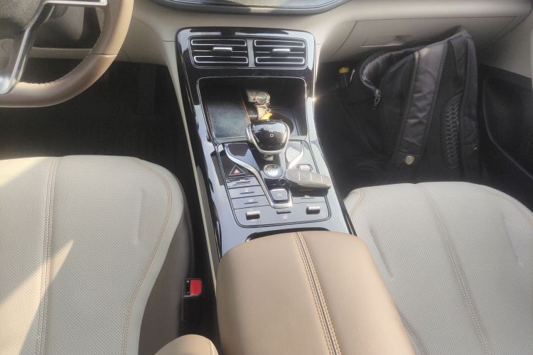 比亚迪 秦PLUS 2024款 荣耀版 DM-i 55KM领先型局部细节18