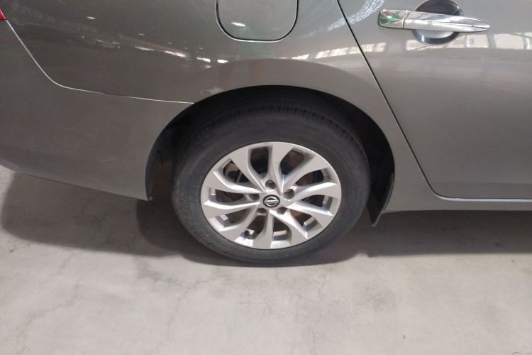 日产 轩逸 2022款 经典 1.6XE CVT舒适版车身外观6008