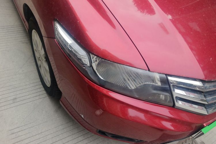 本田 锋范经典 2014款 风尚 1.5L 自动精英版车身外观8