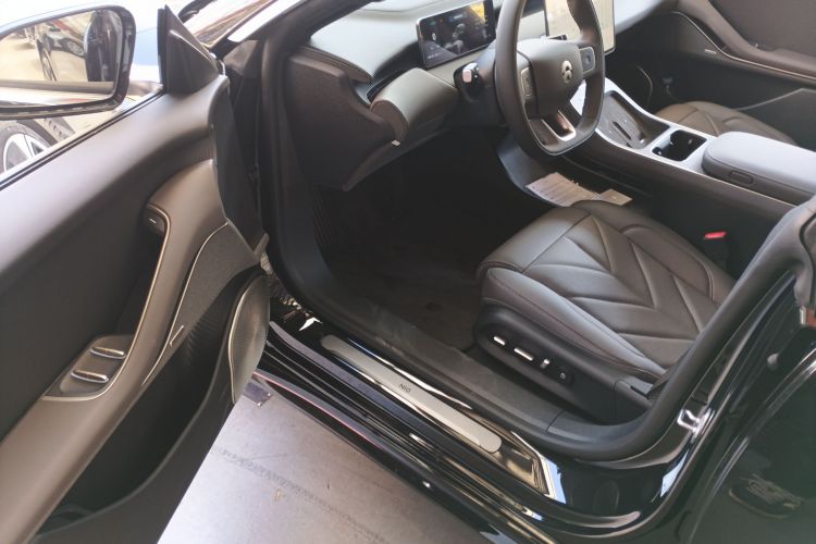 蔚来ET5T 2025款 100kWh Touring中控内饰7003