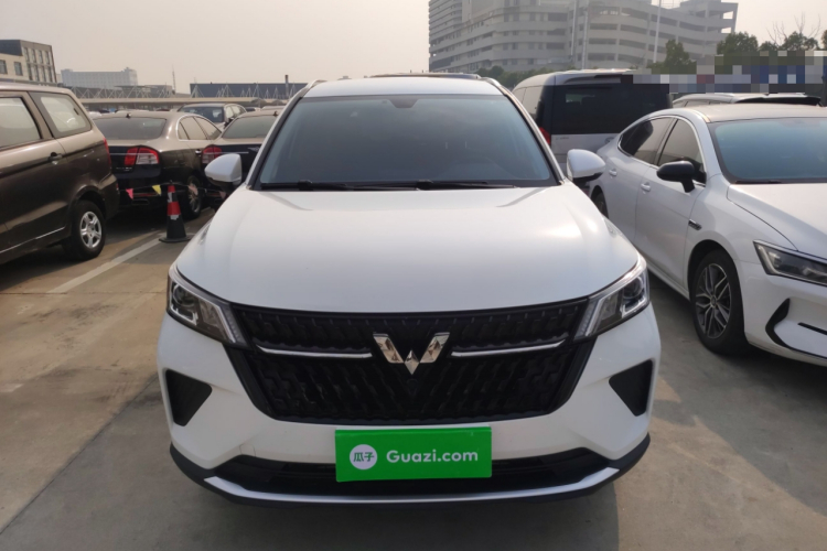 五菱汽车 五菱星辰 2021款 1.5T 手动星悦版车身外观2