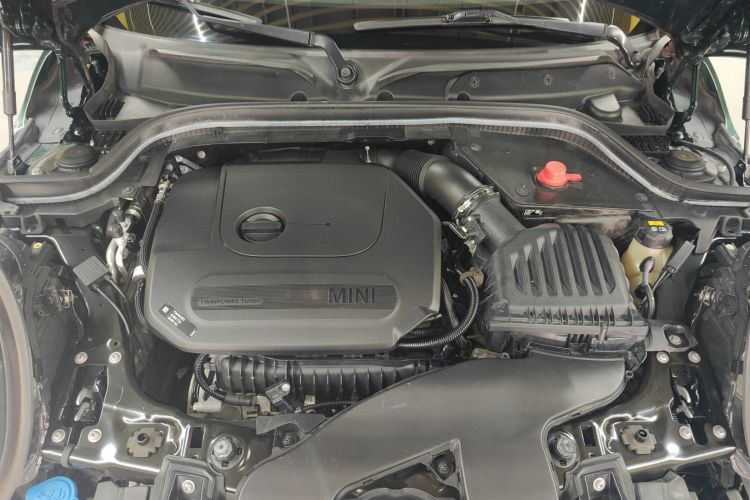 MINI 2018款 1.5T ONE机舱底盘24