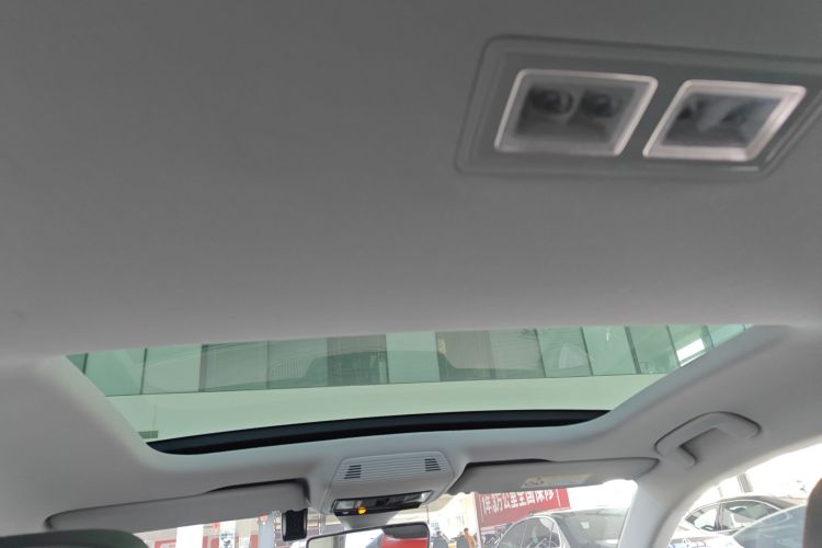 大众 2024款 凌渡L 280TSI DSG酷辣版中控内饰22