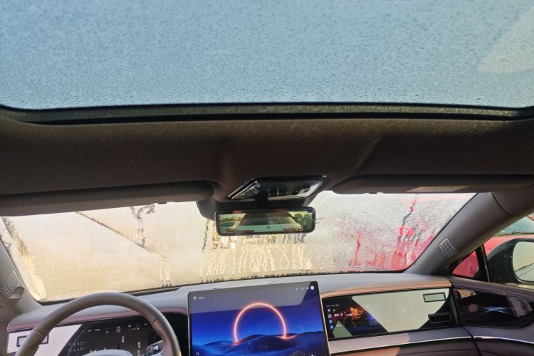 腾势Z9GT 2024款 1100四驱Max版中控内饰22