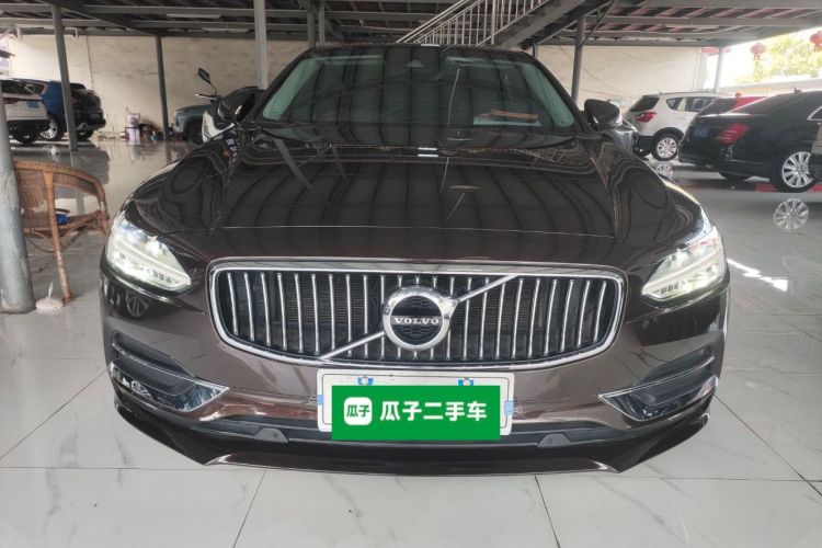 沃尔沃S90 2019款 T5 智远版车身外观2