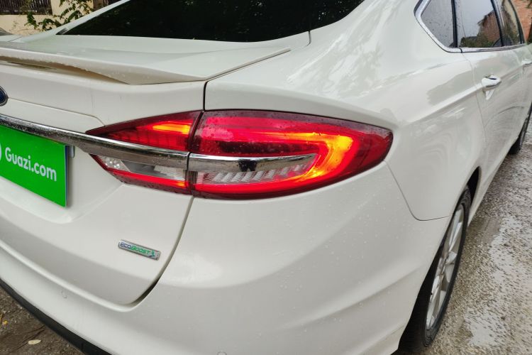 福特 蒙迪欧 2017款 EcoBoost 180 时尚型车身外观6006