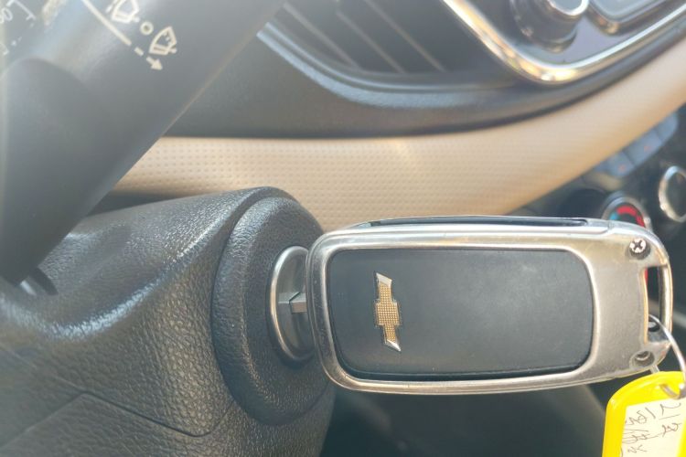 雪佛兰 科鲁泽 2020款 320 自动悦享版中控内饰11