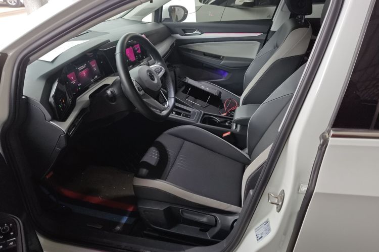 大众 高尔夫 2021款 200TSI DSG Pro中控内饰20