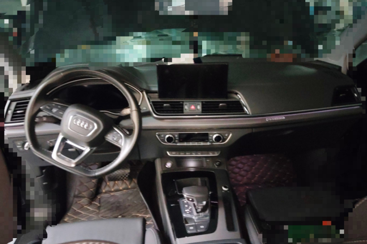 奥迪Q5L 2022款 改款 45T 豪华动感型中控内饰12