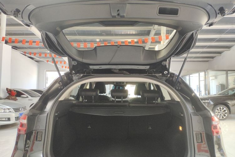 哈弗F7 2019款 1.5T 两驱i潮 国V机舱底盘23