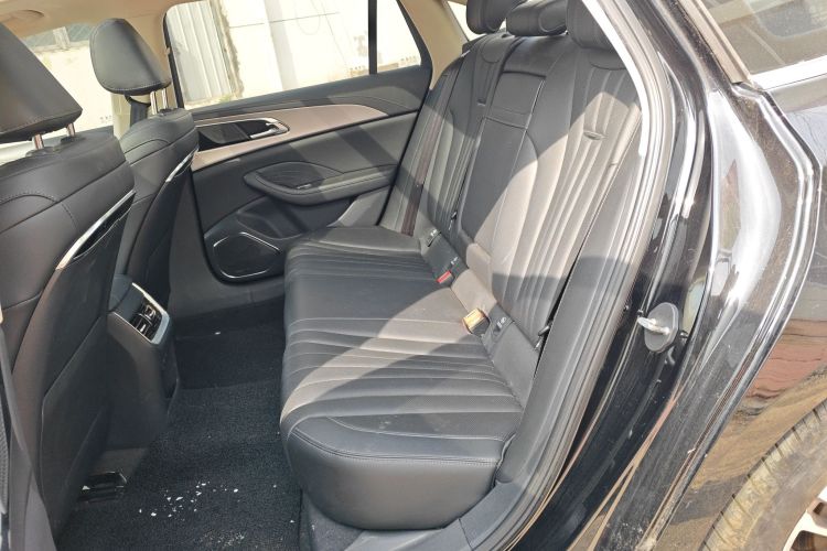 红旗H5 2023款 1.5T DCT智联旗韵版中控内饰21