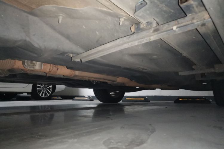 Jeep 自由光(进口) 2014款 2.4L 豪华版局部细节9004