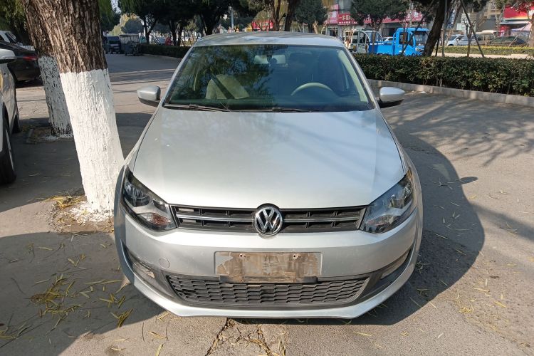 大众 Polo 2013款 1.4L 自动舒适版车身外观2