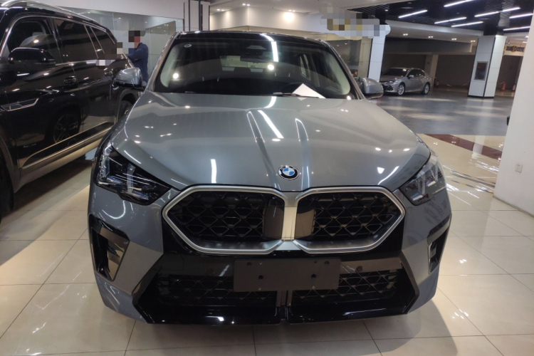 宝马X2(进口) 2024款 sDrive25i M运动套装车身外观2