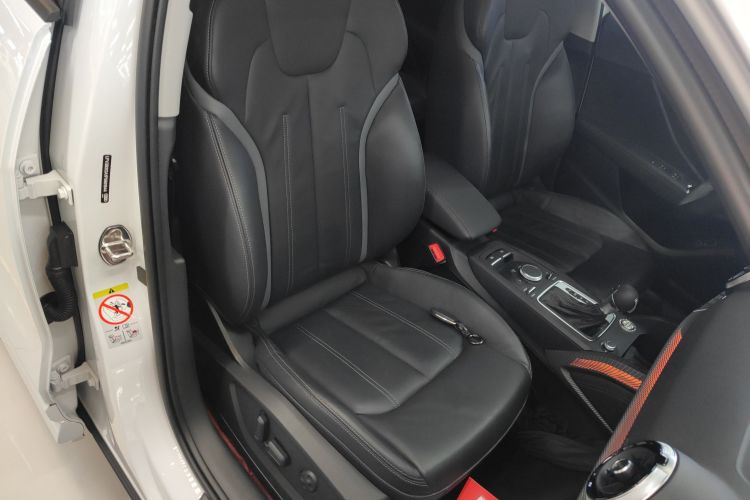 奥迪Q2L 2023款 35TFSI 时尚动感型局部细节41