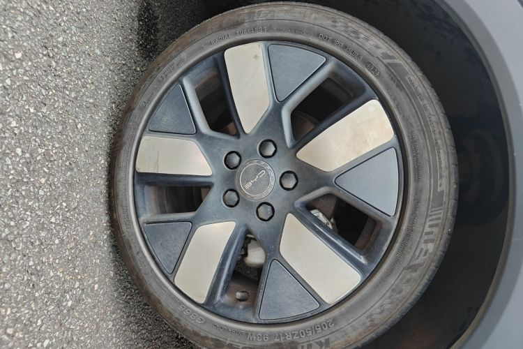 比亚迪 海豚 2023款 401km 骑士版车身外观6002