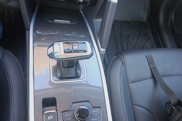 哈弗H6 2019款 运动版 1.5T 自动两驱精英型 国VI中控内饰18