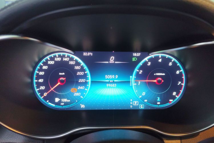 奔驰GLC 2020款 改款 GLC 260 L 4MATIC 动感型局部细节14