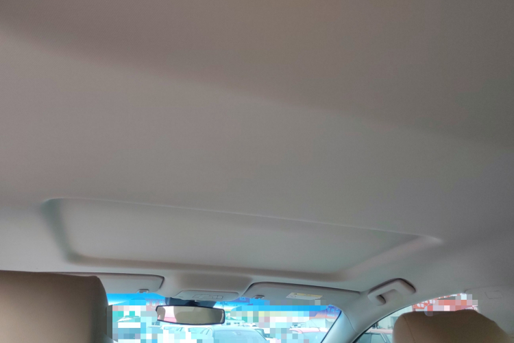 别克GL8 2021款 陆上公务舱 652T 舒适型中控内饰22