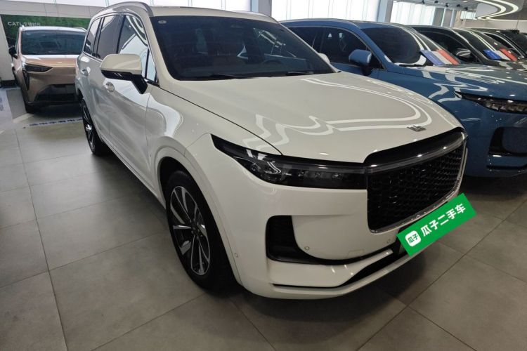 理想汽车 理想ONE 2021款 增程6座版车身外观3