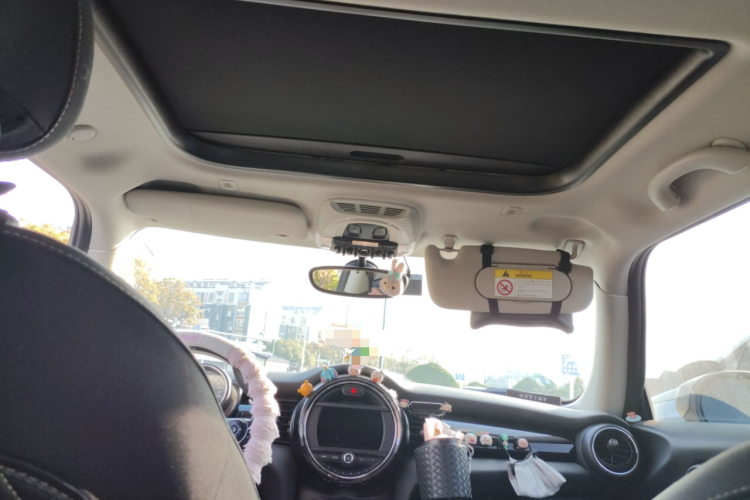 MINI 2021款 1.5T ONE PLUS中控内饰22