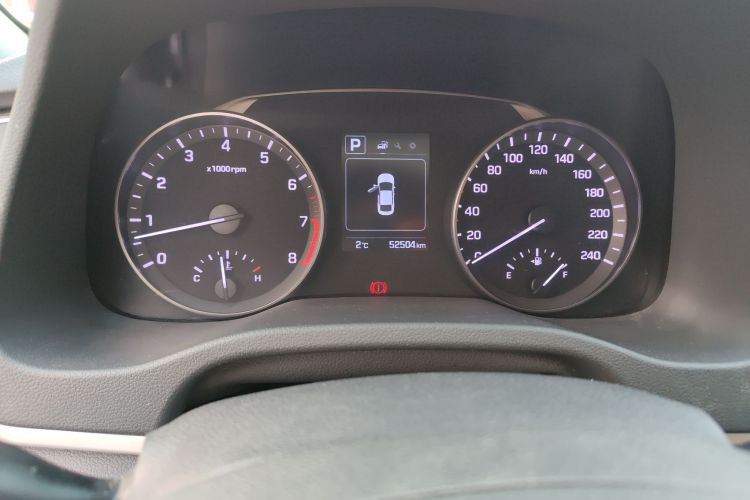 现代 领动 2016款 1.6L 自动智炫·精英型中控内饰15