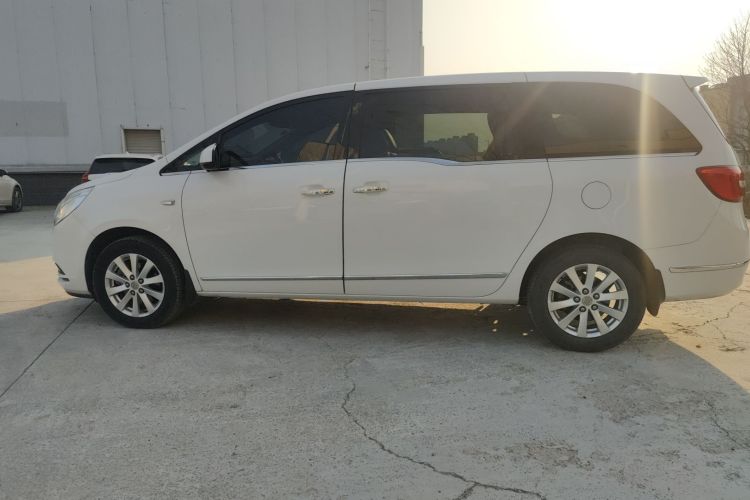 别克GL8 2018款 28T 豪华型 国VI车身外观4