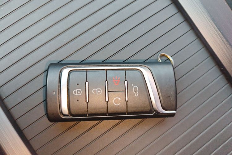 广汽传祺 传祺M6 2021款 PRO 270T DCT尊享版中控内饰11