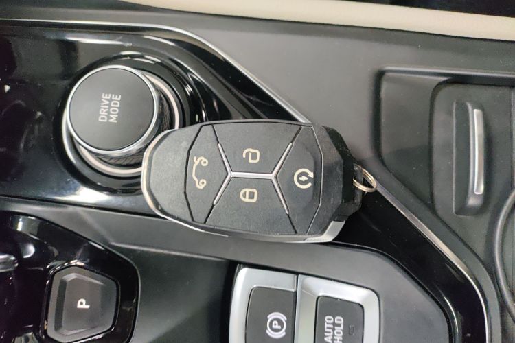 领克02新能源 2021款 1.5T PHEV Pro中控内饰7001