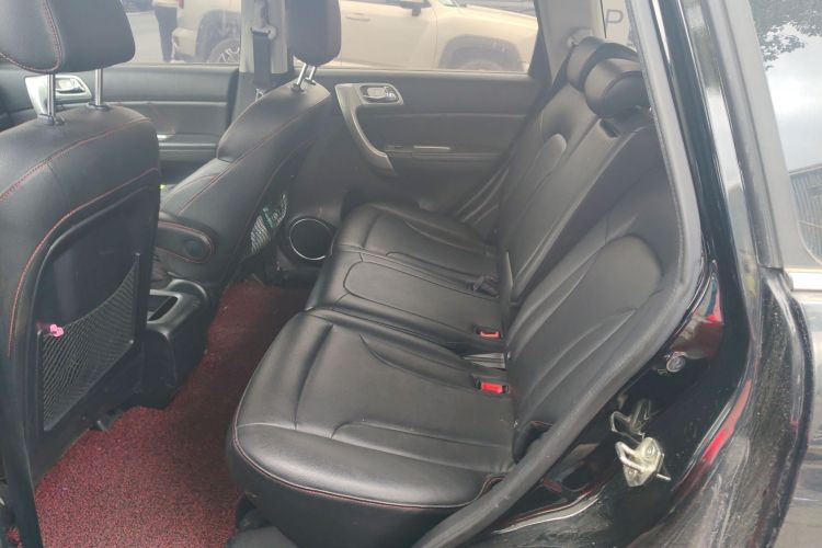 哈弗H6 2015款 升级版 1.5T 手动两驱精英型中控内饰21