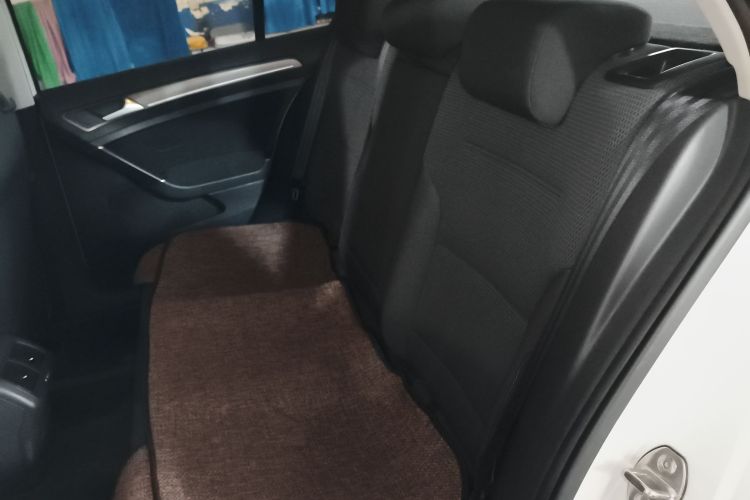 大众 高尔夫 2016款 1.6L 自动舒适型中控内饰21