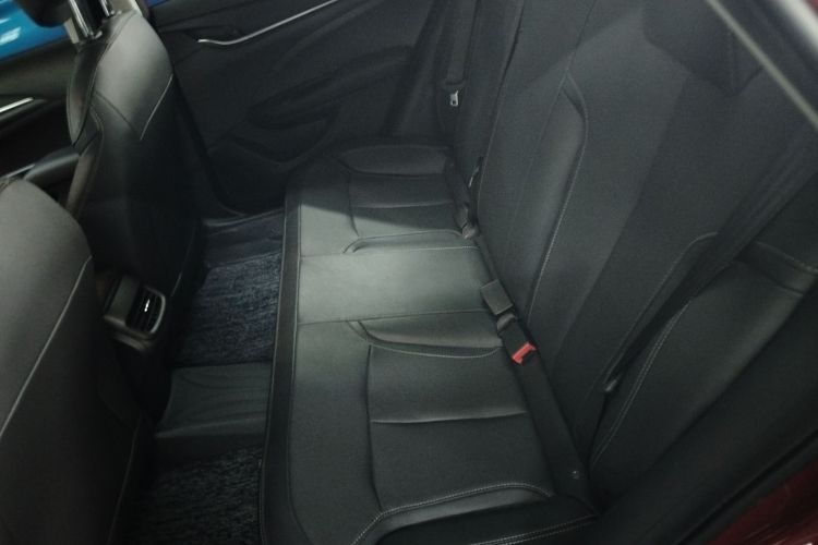 别克 英朗 2021款 改款 典范 1.5L 自动精英型中控内饰21