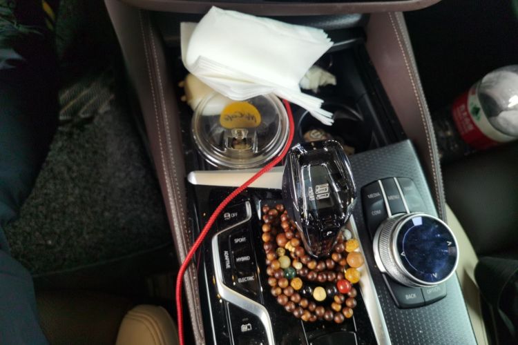 宝马5系新能源 2022款 改款二 535Le 先锋版M运动套装局部细节18