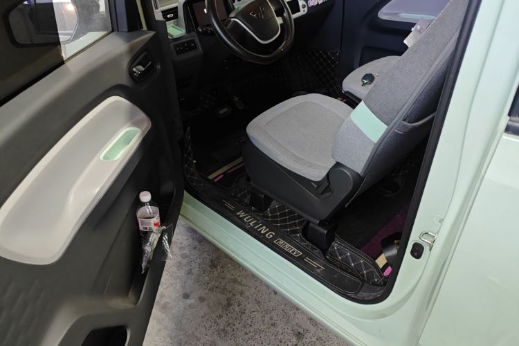 五菱汽车 宏光MINIEV 2022款 马卡龙臻享款 三元锂中控内饰20