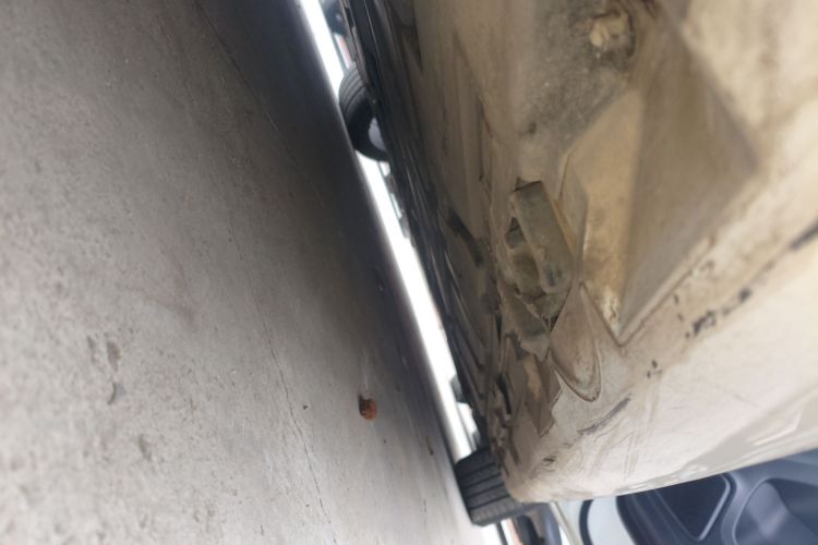 奔驰A级 2020款 改款二 A 180 L 运动轿车局部细节9001