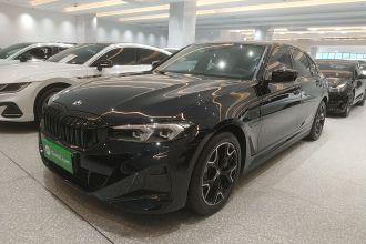 宝马i3 2023款 eDrive 40 L 曜夜套装