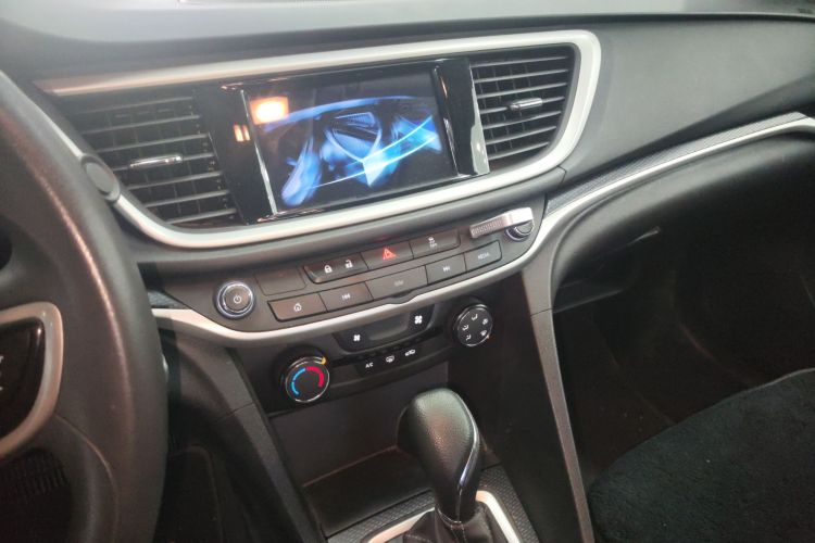 别克 英朗 2021款 改款 1.3T 自动轻混动精英型局部细节16