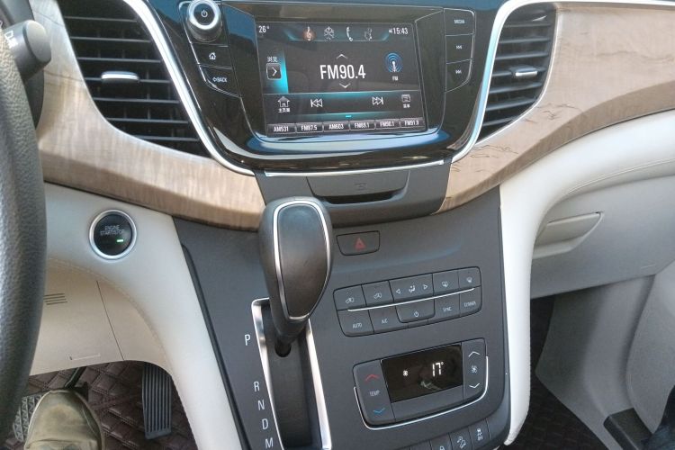 别克GL8 2017款 ES 28T 舒适型 国V中控内饰16